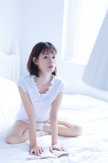 女人30情定水舞间在线观看